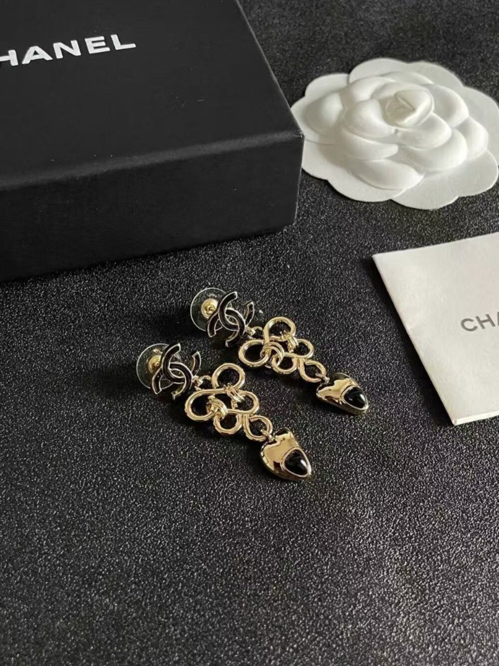 CHANEL earring